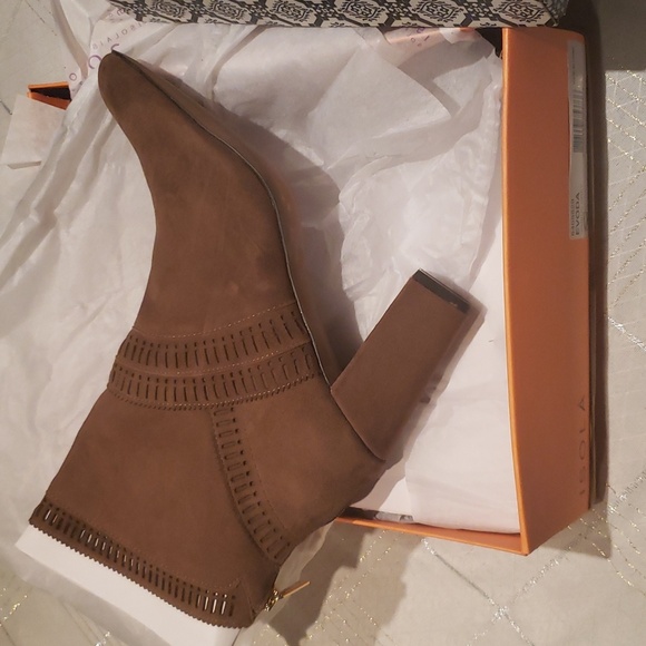 Isola New EVODA Suede Leather Boots Laser Cut Fashion Booties Women's NIB Brown - Picture 6 of 15